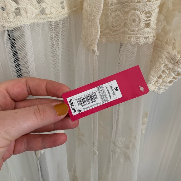 Women’s Target Xhilaration Lace Jacket Blouse Peignoir Cream in Size Medium - Picture 6 of 6